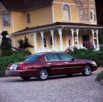 Lincoln Town Car 1998 года